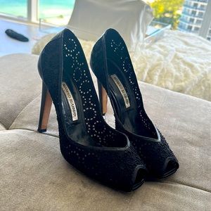 Manolo Blahnik size 40 lace pumps
